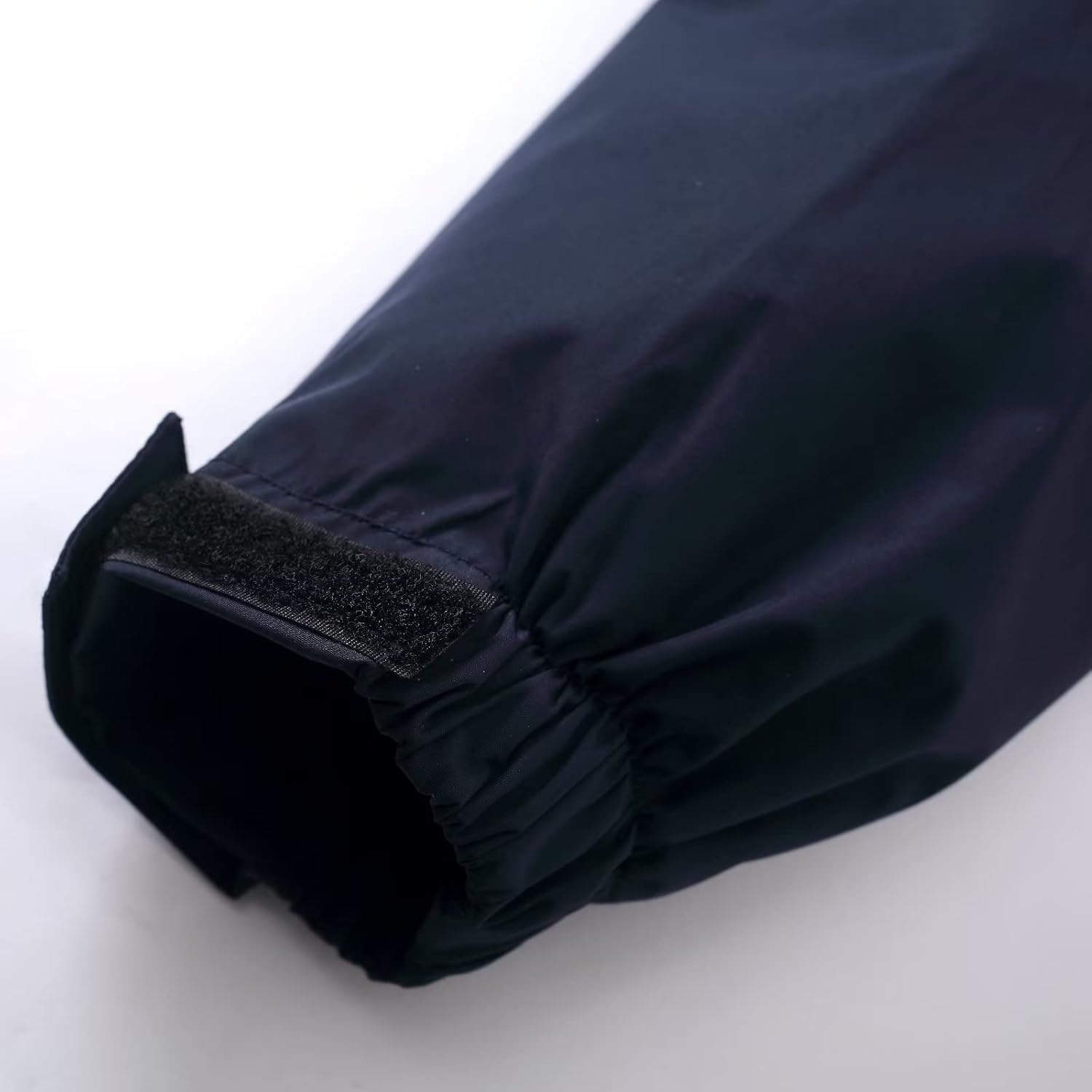 MAGCOMSEN Men's Lightweight Softshell Spring and Fall Sportswear Windbreaker Windproof Jacket Hooded Raincoat