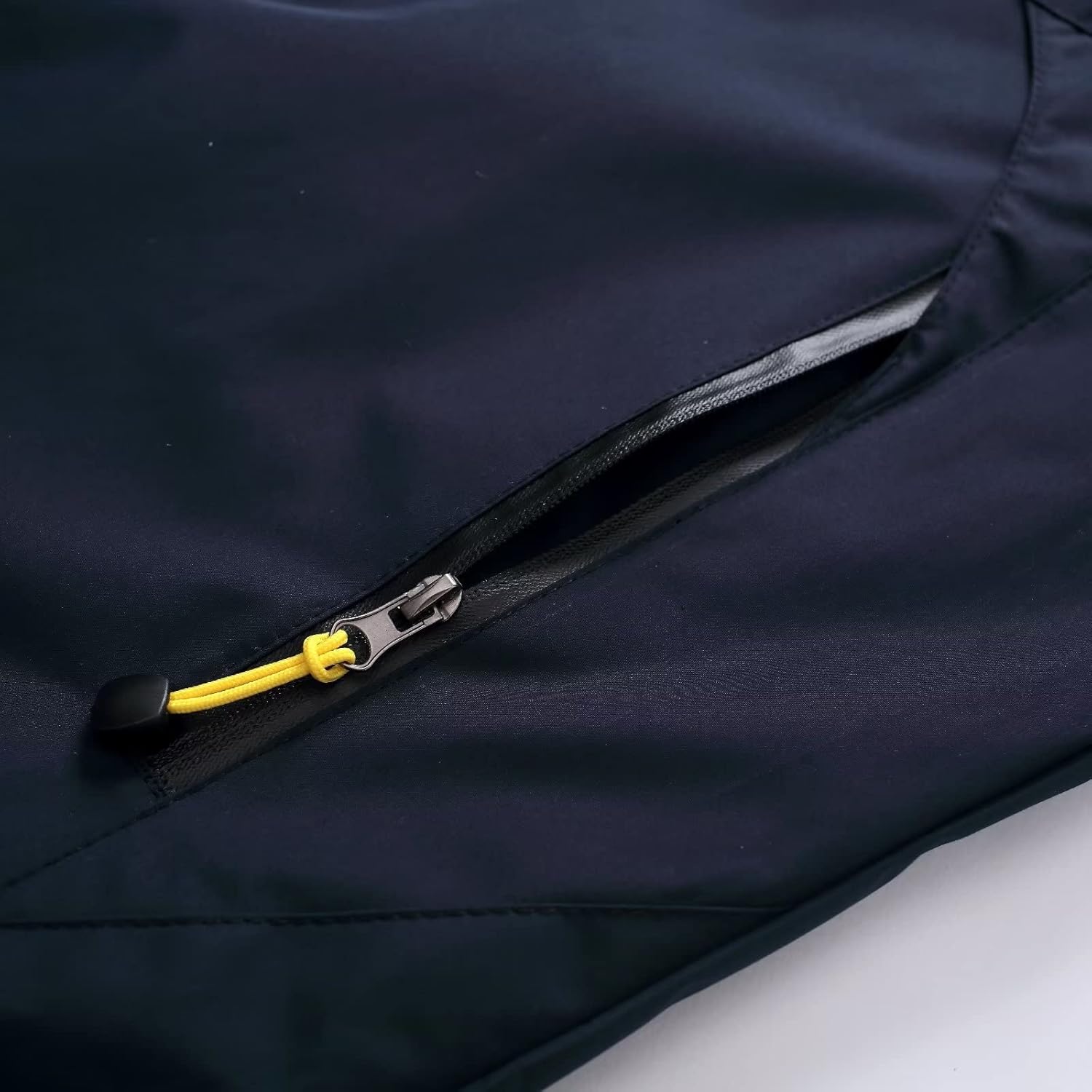 MAGCOMSEN Men's Lightweight Softshell Spring and Fall Sportswear Windbreaker Windproof Jacket Hooded Raincoat